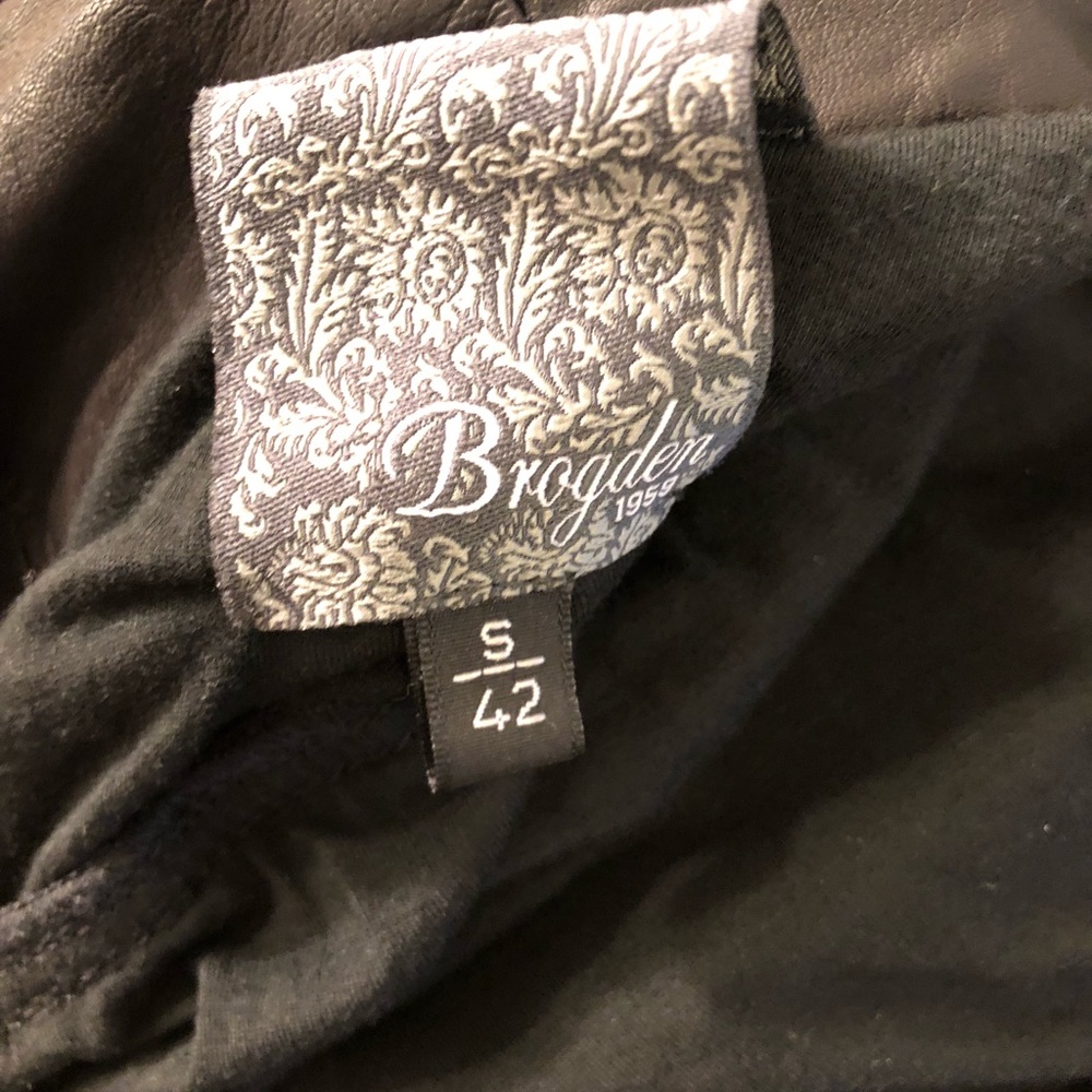 Brogden Leather Jacket - image 7